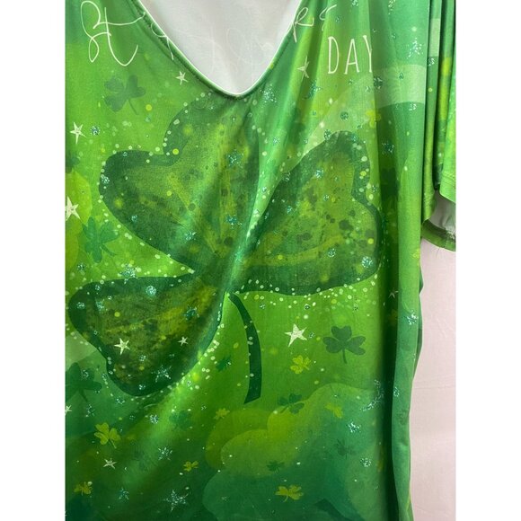 Women's XXL St. Patrick's Day Short Sleeve Green Shamrock T-Shirt - Picture 2 of 8